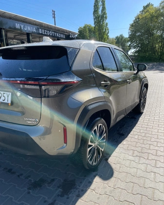 Toyota Yaris Cross cena 120000 przebieg: 18000, rok produkcji 2022 z Serock małe 596